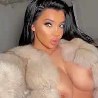 Chloe Khan
