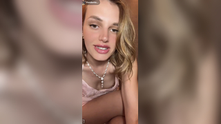 Fondenteviola Sexy Nipple Slip On Her TikTok Live