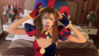 Pomni Cosplayer Nymphetty Deepthroats A Thick Cock