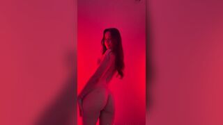 Nichameleon Red Room Solo Booty Spank Onlyfans